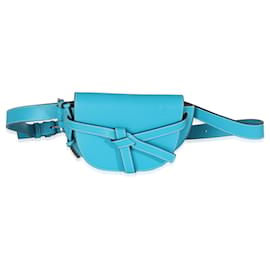 Borsa a cintura mini Gate in pelle di vitello blu Loewe