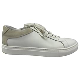 Iris & Ink Low-Top Sneakers aus weißem Leder und Wildleder