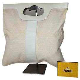 Borsa tote in tela di cuoio monogramma FF vintage Fendi bianca