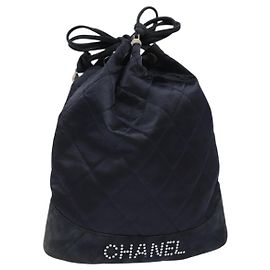 CHANEL Pouch Matelassé Satin Nero CC Auth 141547