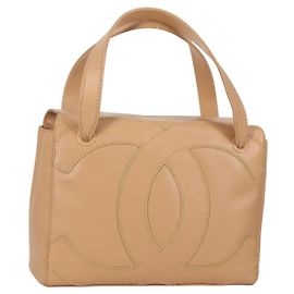 CHANEL Borsa a Mano in Pelle di Agnello Beige Oro CC Auth 135275V