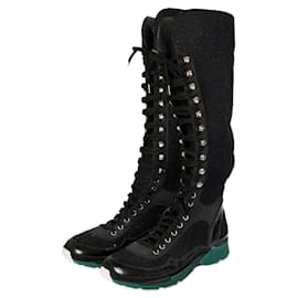 Sneakers alte Chanel in pelle e tweed nero verde metallizzato