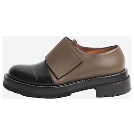 Marni Scarpe in pelle con strap in velcro marroni e nere - taglia EU 40
