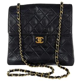 Borsa a spalla vintage Matelassé di Chanel in pelle di agnello