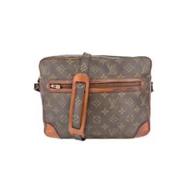 Borse a spalla Louis Vuitton in pelle marrone 259