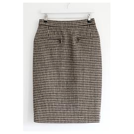Falda de tweed de pata de gallo Chanel Detalle de cremallera Otoño 2015 15K