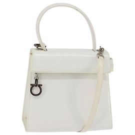 Borsa a mano Gancini Salvatore Ferragamo in pelle verniciata 2 in 1 Bianca Auth 142795