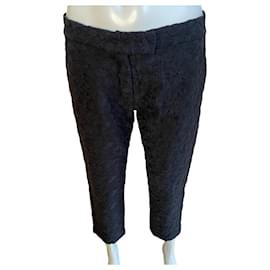 Pantalones Joseph de Encaje Floral – Elegancia y Refinamiento Absolutos ✨