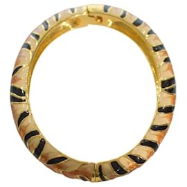 Bracciale rigido in smalto KENNETH JAY LANE in stampa animale tigre beige marrone e oro - Kenneth Jay Lane