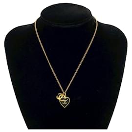 Collana con motivo a cuore Coco Mark di Chanel