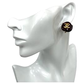 Orecchini a clip in oro e rosso con motivo Coco Mark di CHANEL - Chanel