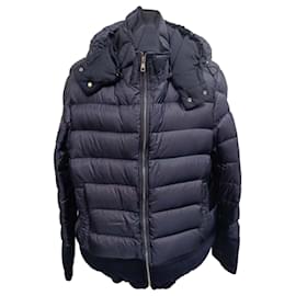 Moncler Riom Daunenjacke aus Nylon in Marineblau