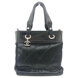 Chanel Tote Bag aus Leder mit schwarzem Emaille-Finish