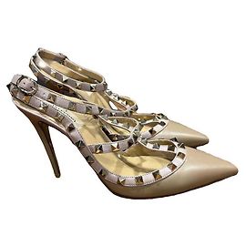 Valentino Garavani Rockstud 38,5