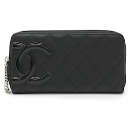 Portafoglio lungo in pelle morbida della linea Cambon di Chanel