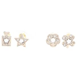 Orecchini a perno Coco Mark di Chanel