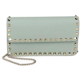 Clutch a catena in pelle verde pallido Rockstud di Valentino