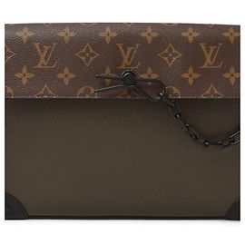 Pochette Steamer Monogram Taiga Louis Vuitton