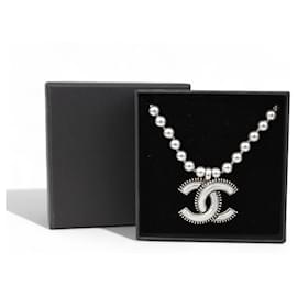 Collana CC Perla Metallo Smalto Grigio Chanel