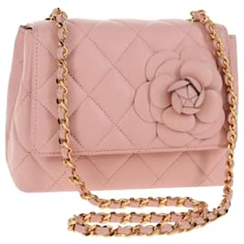 Chanel Vintage Camellia Umhängetasche aus gestepptem Lammleder Micro