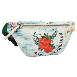 Marsupio Merveilleux in nylon stampato Gucci