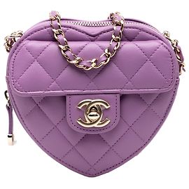 Chanel Mini in Pelle di Agnello Viola CC in Cuore d'Amore Crossbody