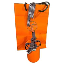 Foulard Twilly Hermès de seda rosa