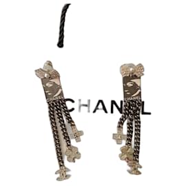 Orecchini pendenti Chanel acciaio argento