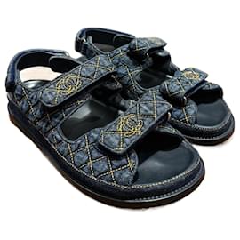Sandali Chanel Dad in denim blu 38,5
