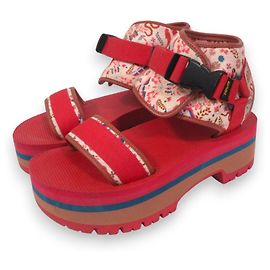Autre Marque Sandali con piattaforma Indio Jewel ANNA SUI × Teva