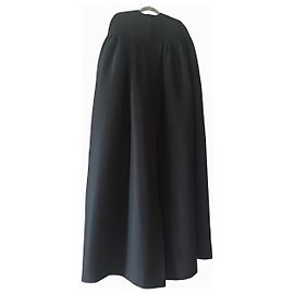 Christian Dior Capa Plisada Negra de Seda