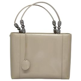 Christian Dior Pearl Lady Dior couro envernizado
