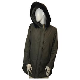 Khaki Parka Pierre Cardin – Eleganz, Wärme & zeitloser Komfort