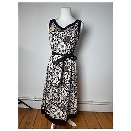 Vintage Burberry Blumen Kleid Schwarz Weiß