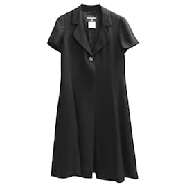 Abrigo vestido negro de manga corta Chanel Resort 2010