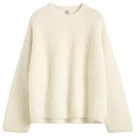 toteme Boxy Bouclé-Strick Milch - Totême