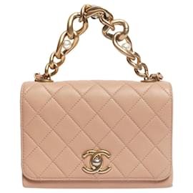Chanel Mini borsa a tracolla con catena di perle rosa polveroso
