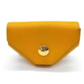 Porte-monnaie Hermès Levain Quatre en cuir chèvre jaune