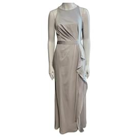 Vera Wang Silbernes Abendkleid aus Satin und Chiffon