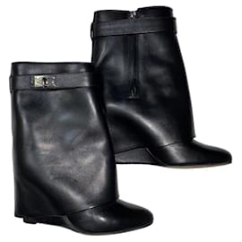 Increíbles Botas Givenchy Shark Lock