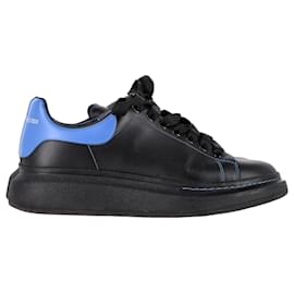 Sneakers Oversized Alexander McQueen in Pelle Nera - Alexander Mcqueen