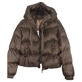 Max Mara gesteppte Daunenjacke Khaki