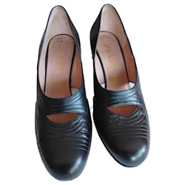 Prada Black Leather Pumps 8cm Heel