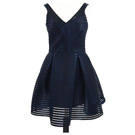 Maje Mini Kleid Rosemount aus Polyester-Mesh in Marineblau/Schwarz