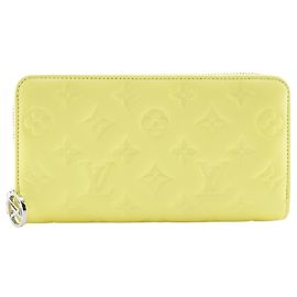 Portefeuille Zippy Coussin Louis Vuitton M83104