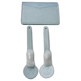 LOUIS VUITTON Porta carte in pelle Epi blu cielo e Etichette per bagagli nuove