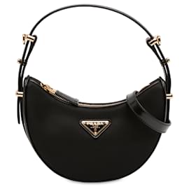 Borsa Arque piccola in Re Nylon e pelle nera di Prada