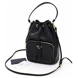 Borsa a secchiello Duet di Prada in pelle di vitello nera