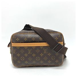 Reporter PM Schultertasche von Louis Vuitton