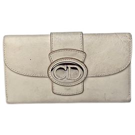 Vintage Dior CD Leather Wallet White